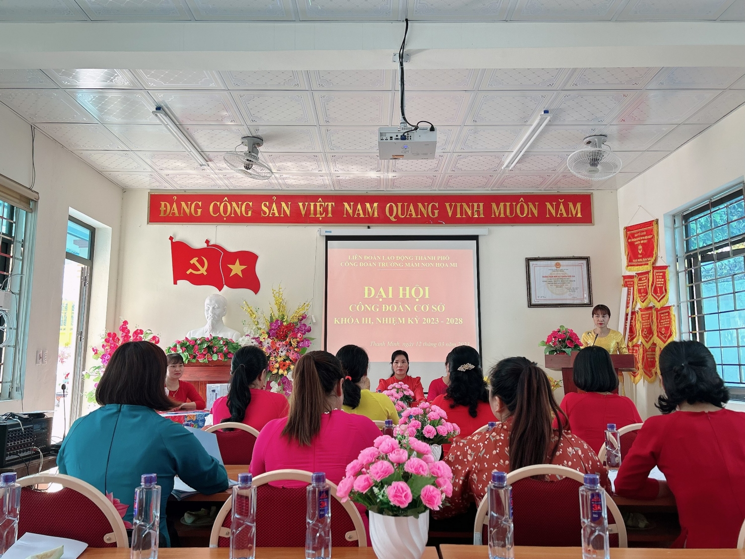 ĐẠI HỘI CÔNG ĐOÀN